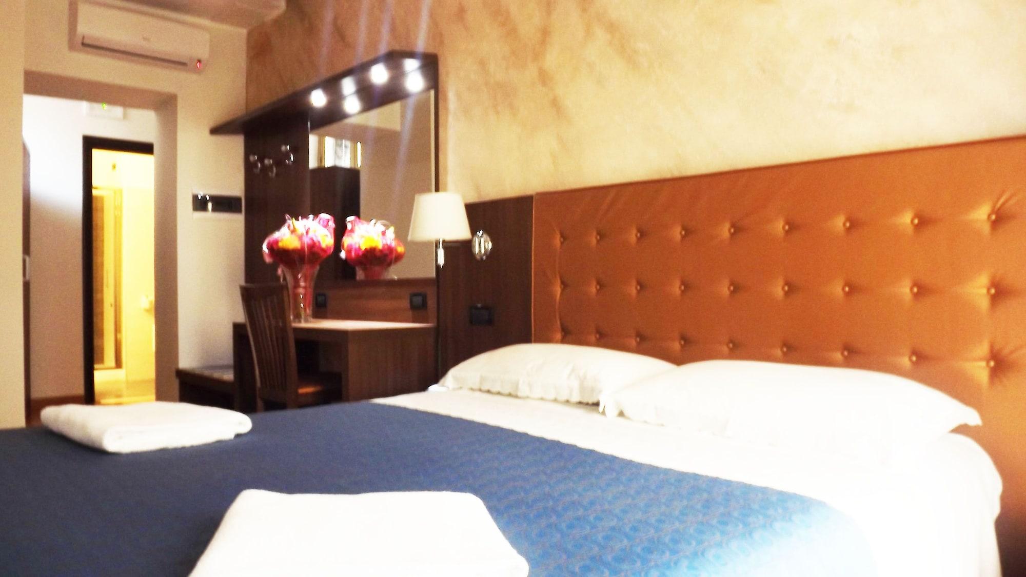 Nautilus Hotel